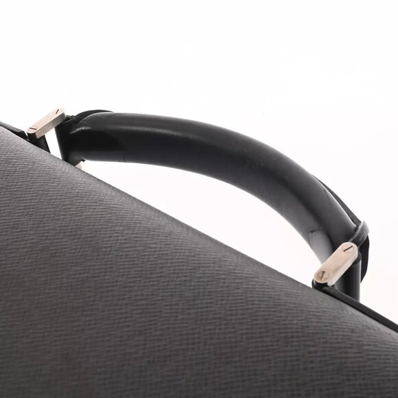 LOUIS VUITTON Taiga Ardoise M31042 bag - Picture 5 of 12